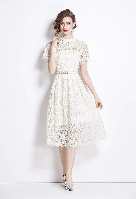 IVORY ELEGANT LACE MIDI DRESS