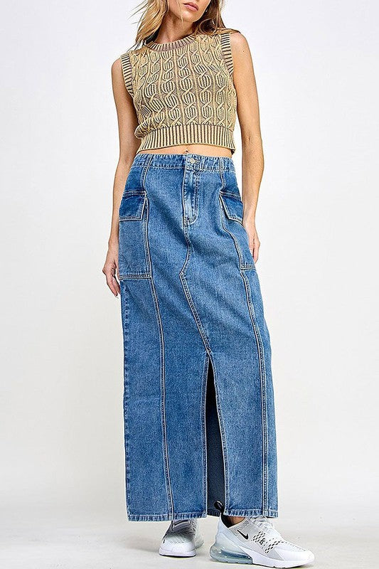 BUTTON CLOSURE POCKETS FRONT SLIT DENIM MAXI SKIRT