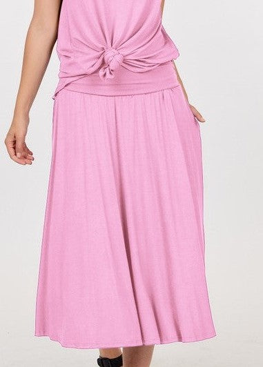 BASIC MIDI SKIRT WITH BANDED WAIST AND POCKETS FINAL SALE NO RETURNS OR EXCHANGES